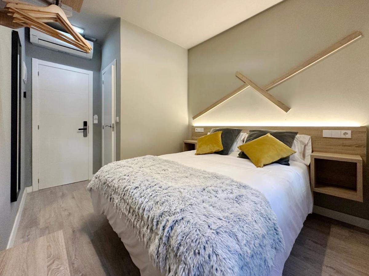 Hostal Maria Felisa Candás Exteriör bild